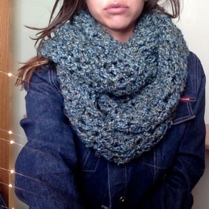 SALE! Chunky Infinity Scarf! SALE!